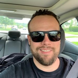 Meet your Posher, Aaron